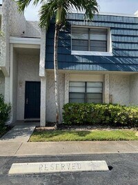 Building Photo - 2609 N 40th Ave