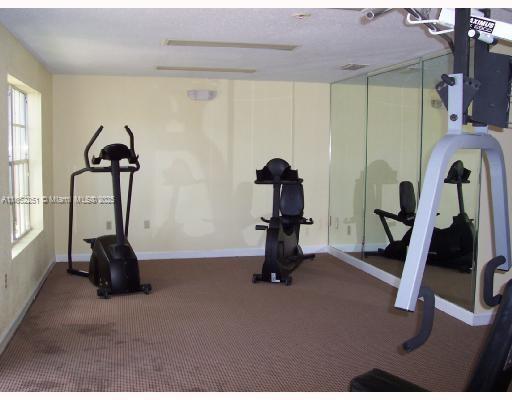 Building Photo - 2242 SW 81st Ave