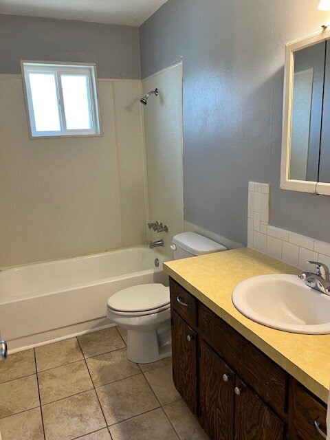 Building Photo - 502 Buena Vista Ave