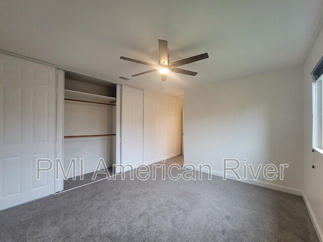 Building Photo - 4475 Silverton Way