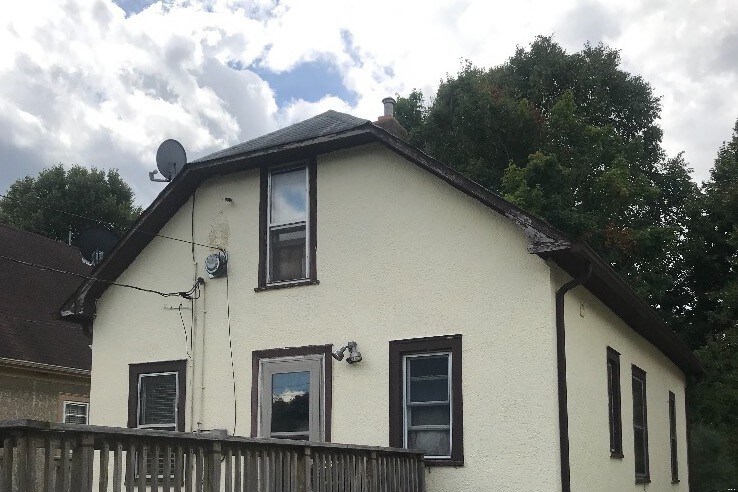 Building Photo - 3234 Xerxes Ave N