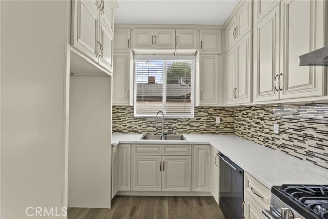 Building Photo - 17223 Cantlay St