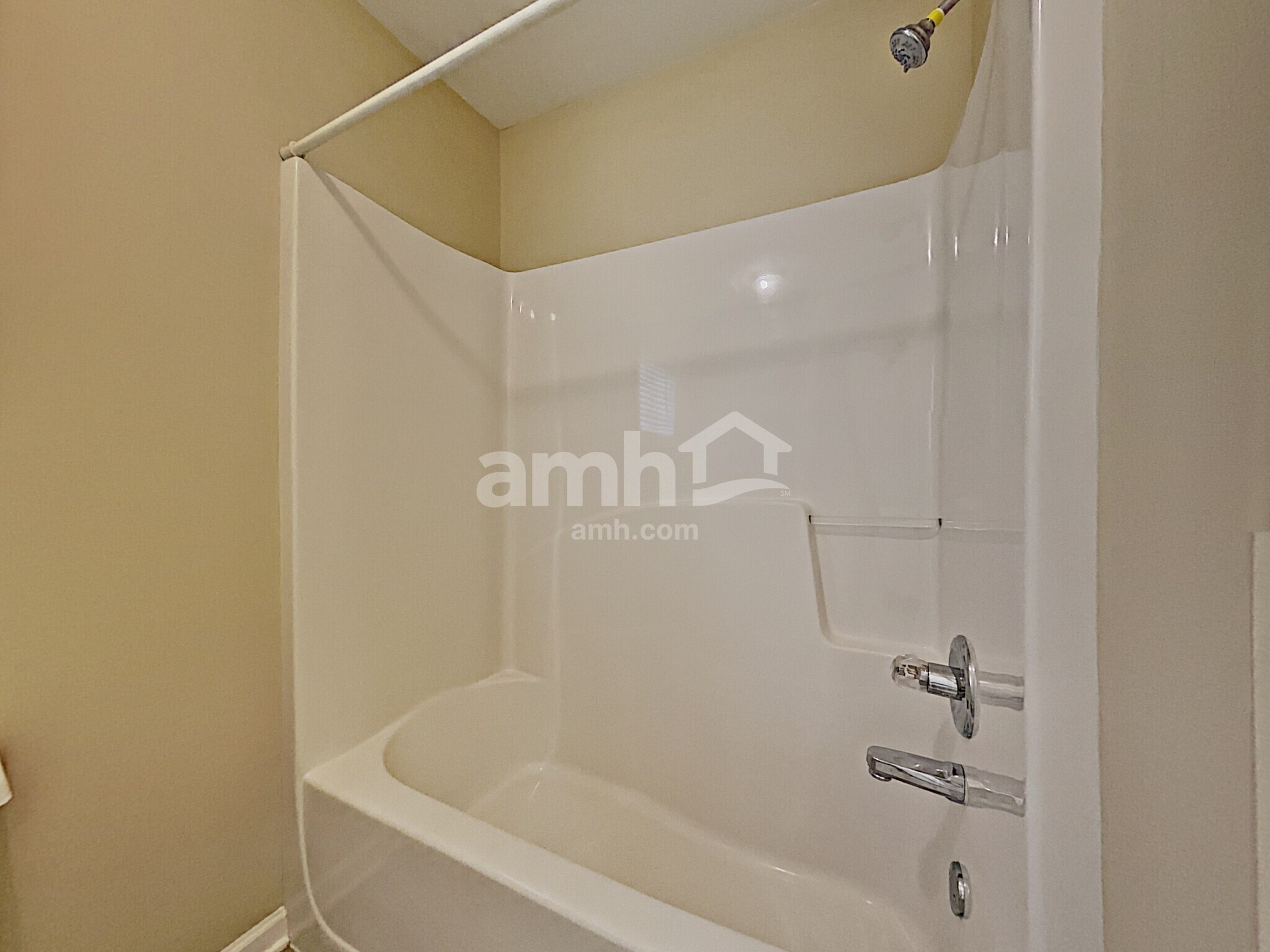 Building Photo - 368 Downing Creek Trl