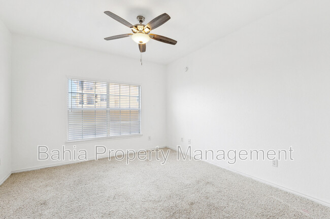 Building Photo - 4307 Bayside Village Dr