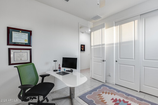 Building Photo - 3044 W Monte Way