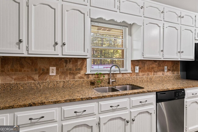 Building Photo - 6418 Briarwood Ct