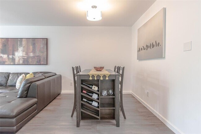 Building Photo - 3604 Clawson Rd