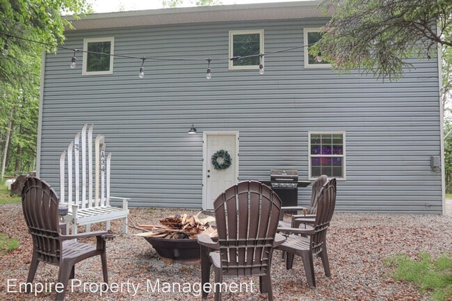Building Photo - 3 br, 3 bath House - 2700 Roland Road