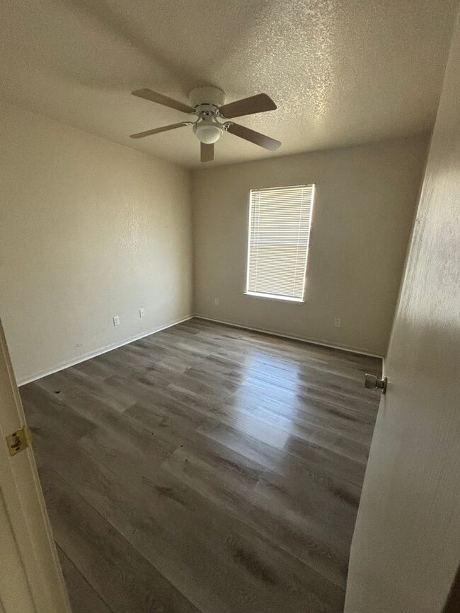 Building Photo - 2917 Sunflower Trail