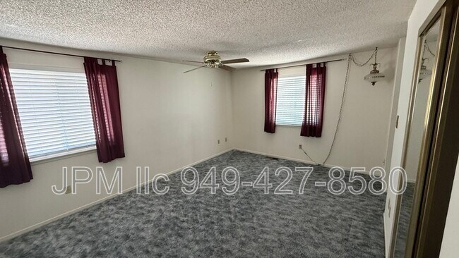 Building Photo - 20835 Cooke Dr
