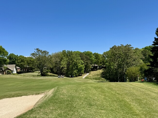 Building Photo - 320 Tigitsi Way