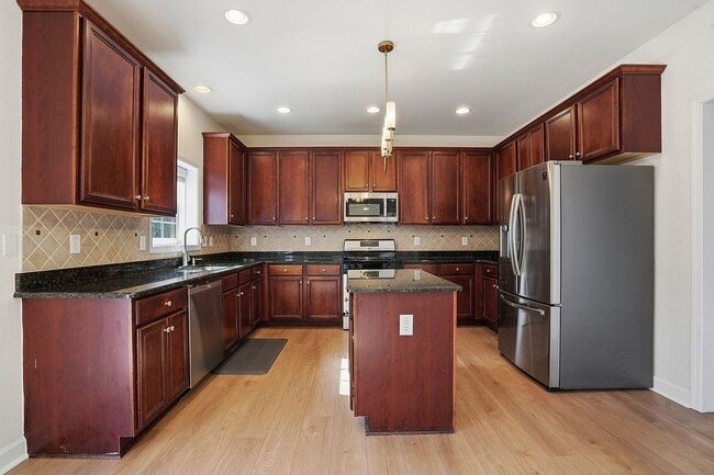 Building Photo - PRICED REDUCED!  COME SEE TODAY! Stunning home nestled at the end of a quiet cul-de-sac!