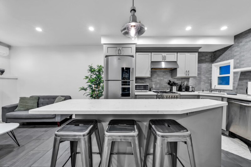 Building Photo - 3014a Pine St