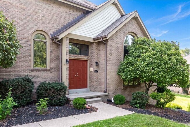 Building Photo - 2501 Birchwood Ct