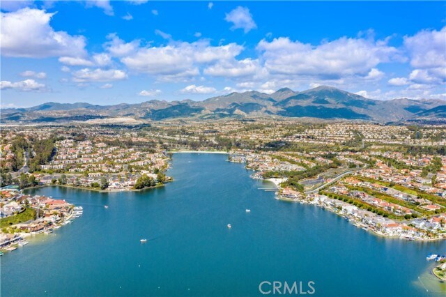 Building Photo - 26941 Stonehaven