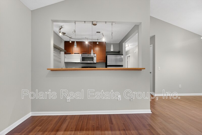 Building Photo - 1737 E 56th St