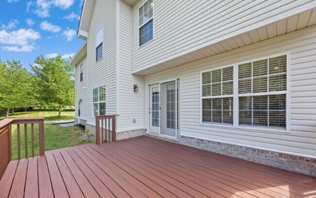 Building Photo - Knoxville 37934 - 4 bedroom 2 bath - call ...