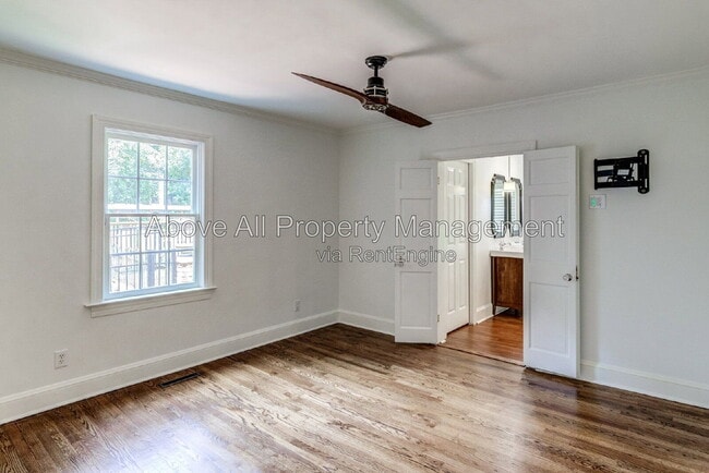 Building Photo - 1216 Duplin Rd