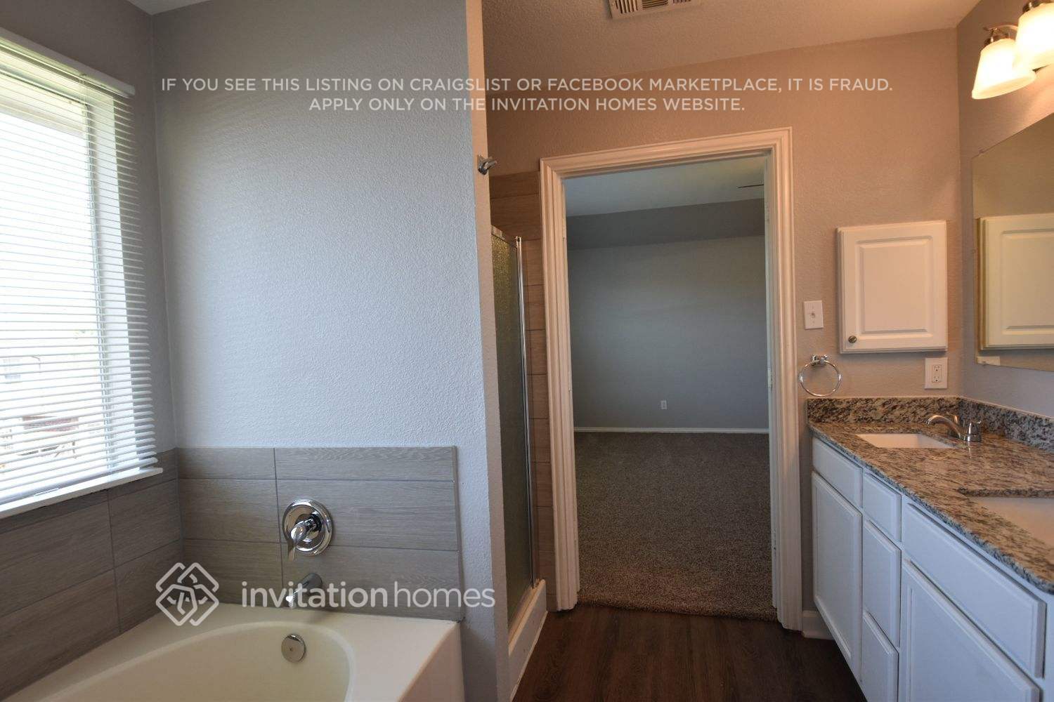 Building Photo - 11705 Ficus Dr