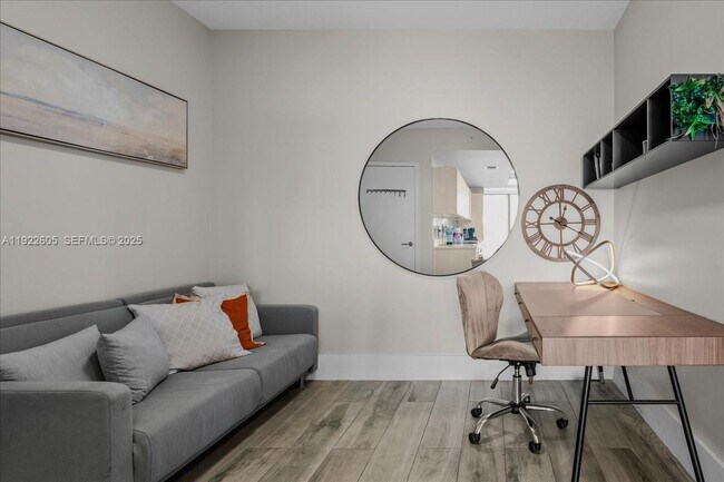 Building Photo - 501 NE 31st St