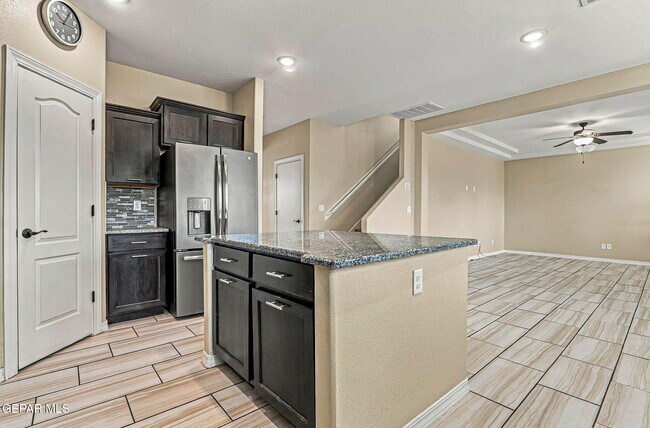 Building Photo - 14525 Juan Diego Dr