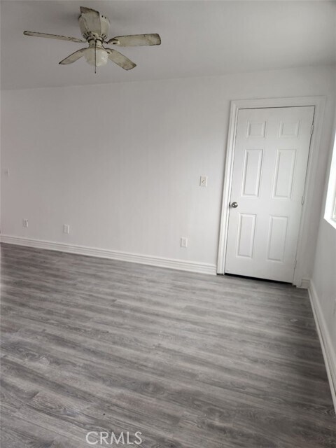 Building Photo - 406 56th St