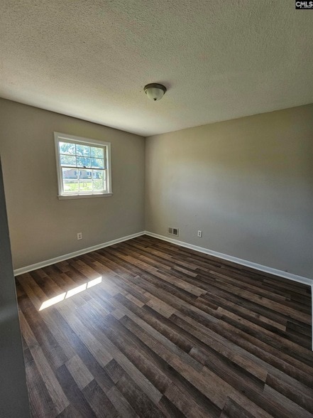 Building Photo - 3924 Trotter Rd