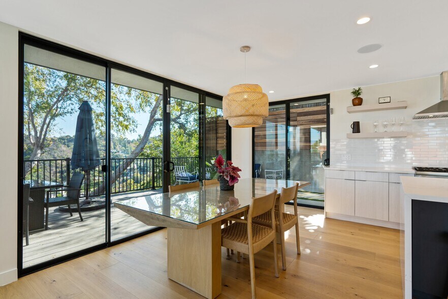 Building Photo - 3632 Beverly Ridge Dr