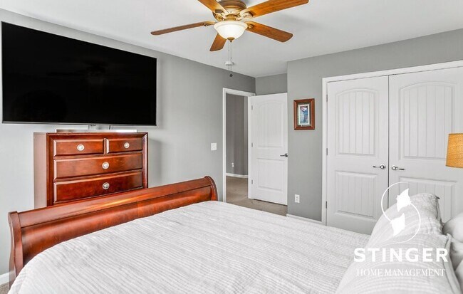 Building Photo - 100 Sago Palm Dr