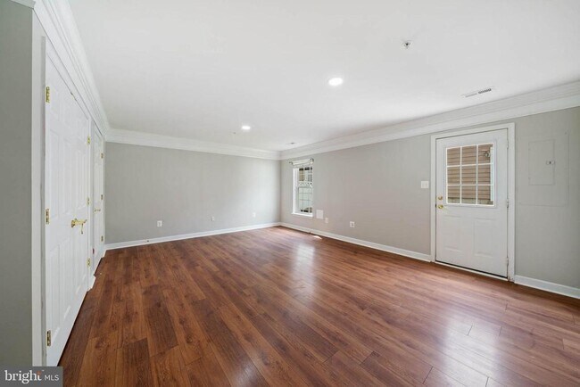 Building Photo - 3616 Sprigg St S