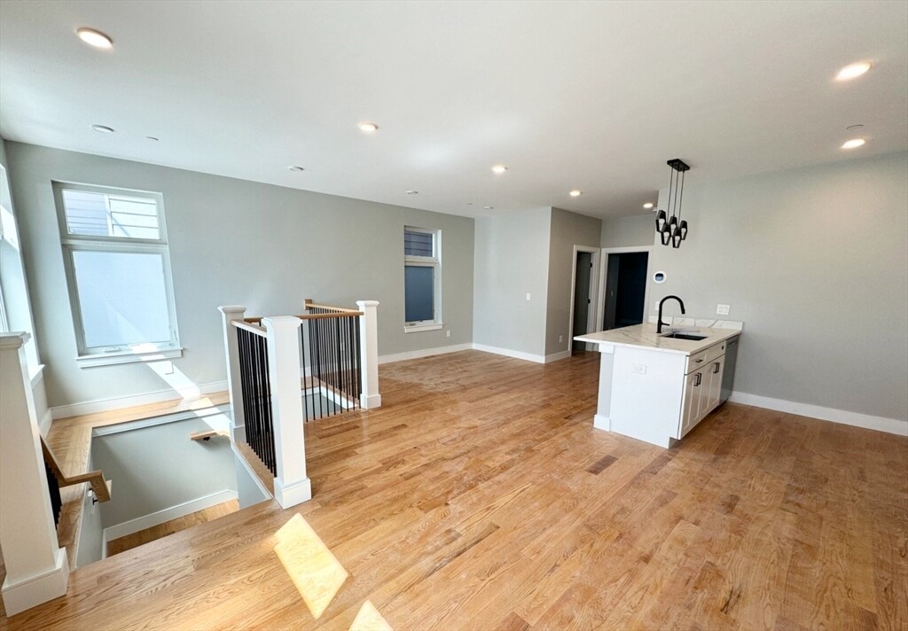 #2 - 16 Baker Ct