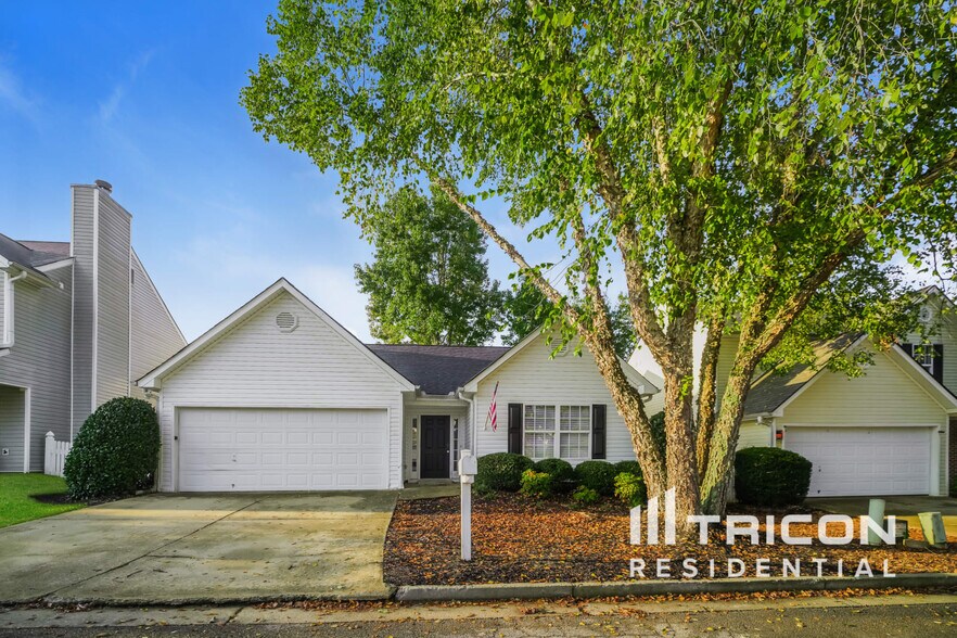 Primary Photo - 172 Greystone Cir