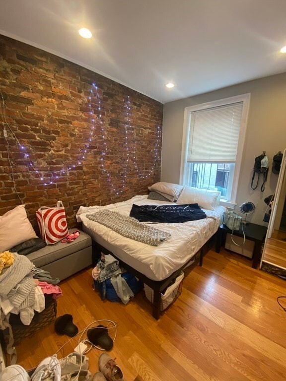 Building Photo - 422 Hanover St