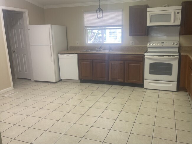 Building Photo - 4925 GA-17