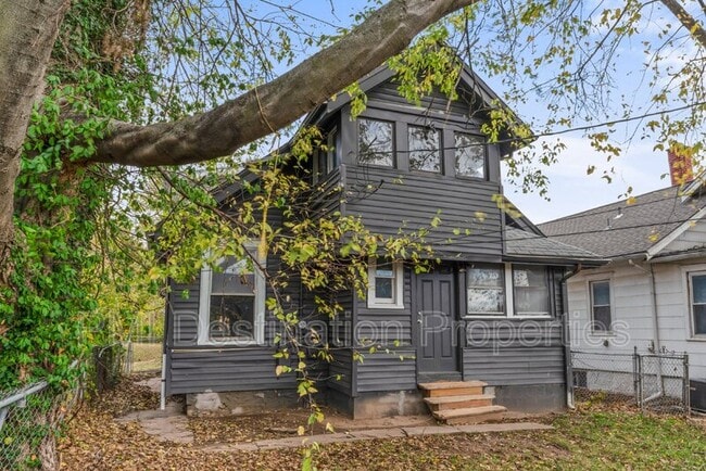 Building Photo - 2404 N 12th St