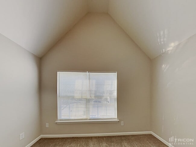 Building Photo - 2742 Rustic Ridge Ct