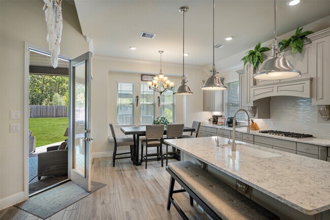 Building Photo - 1406 Graystone Hills Dr