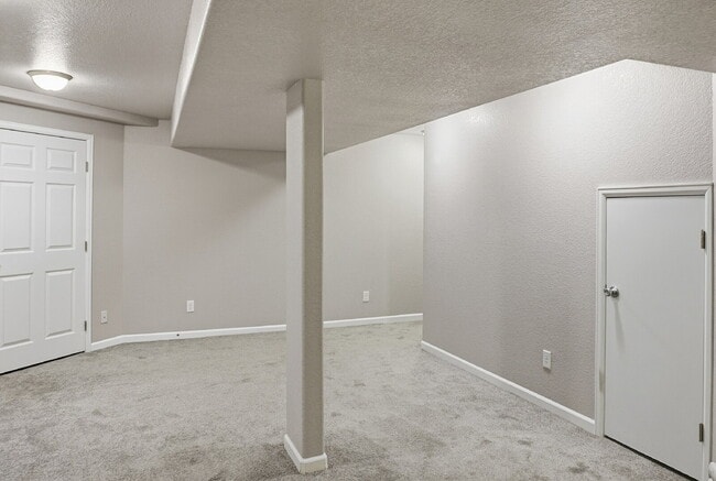 Building Photo - $2,340.95 with $300 off the first month's rent- 3 Bedrooms, 2.2 Bathrooms, Single Family Home in ...