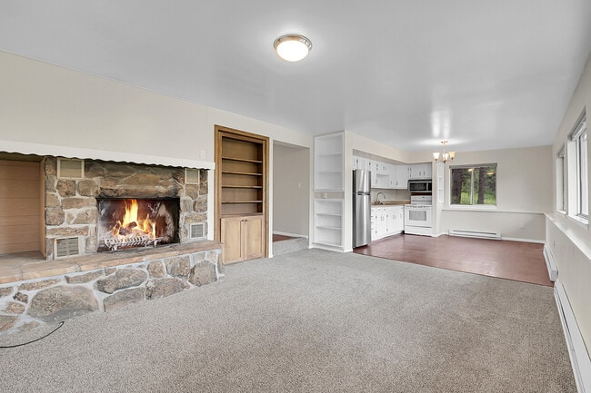 Building Photo - 5948 Lone Peak Dr