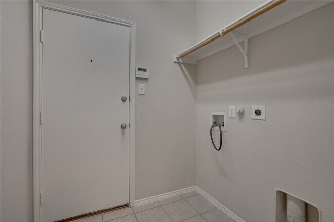 Building Photo - 1779 Eagle River Trail