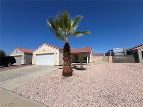 Building Photo - 616 High Grass Ct