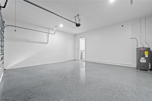 Building Photo - 3808 10th St SW