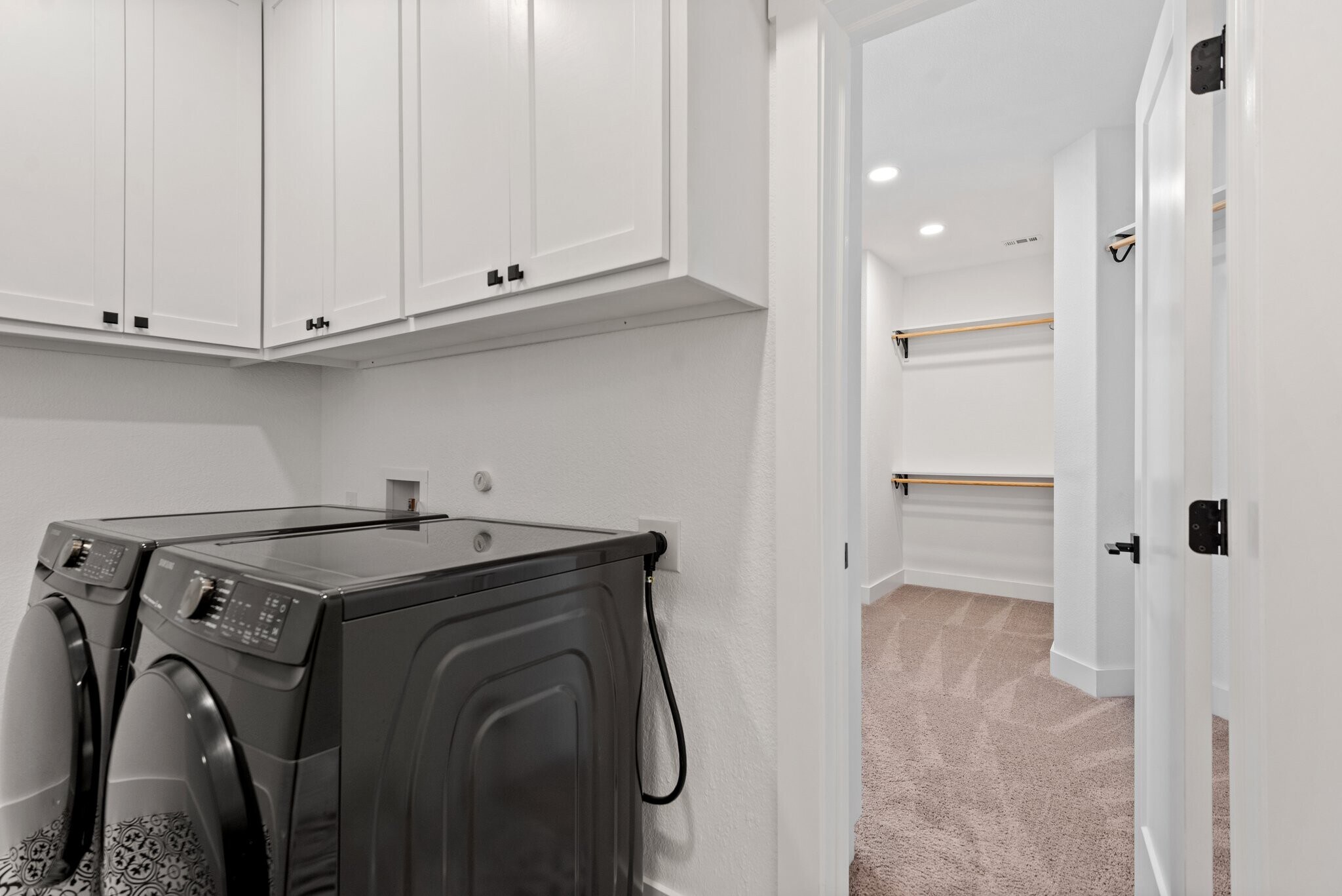 Building Photo - 7409 Turnback Ledge Trl