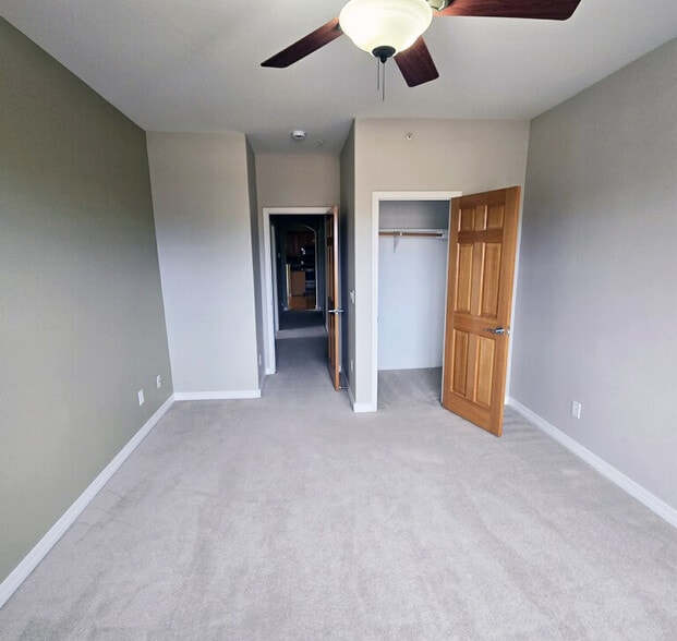 Bedroom 2 - 5220 Boardwalk Dr