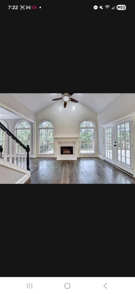 Building Photo - 4100 Deverell St