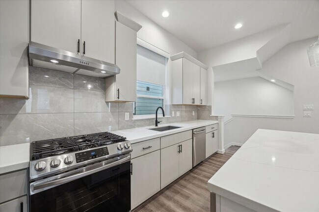 Building Photo - 1603 Patterson St
