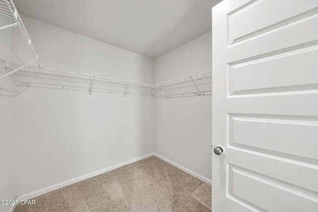 Building Photo - 4008 Pioneer Ln.