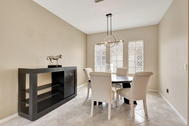 Building Photo - 4095 Sea Mist Way