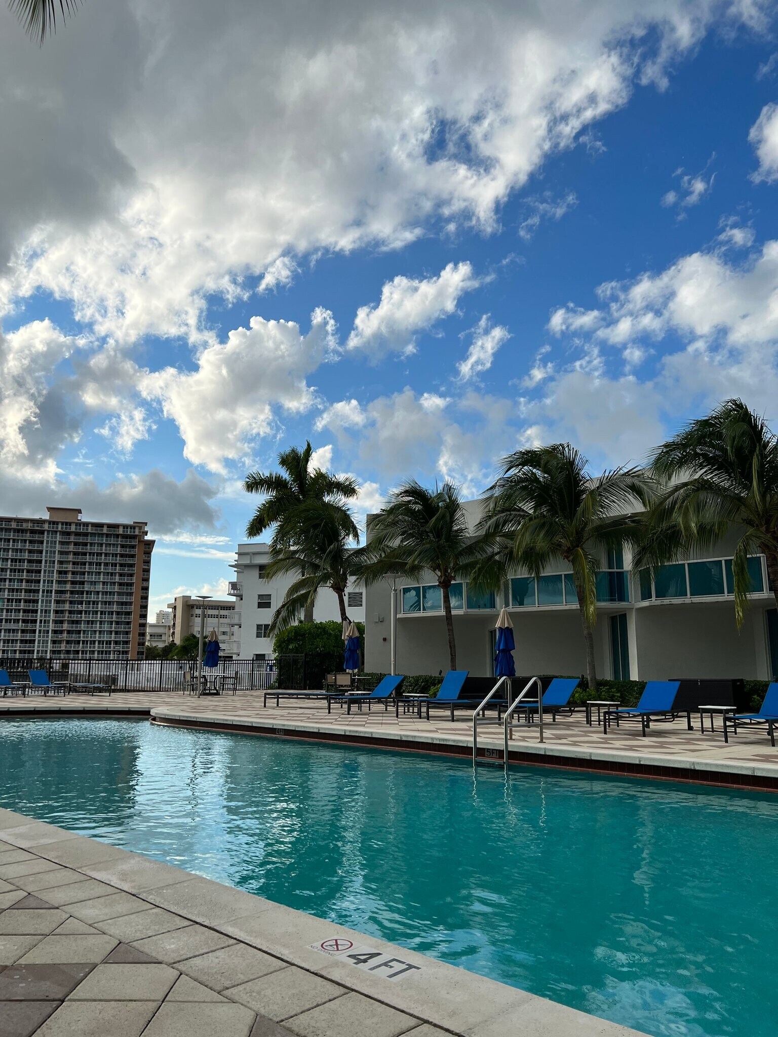 Building Photo - 1945 S Ocean Dr