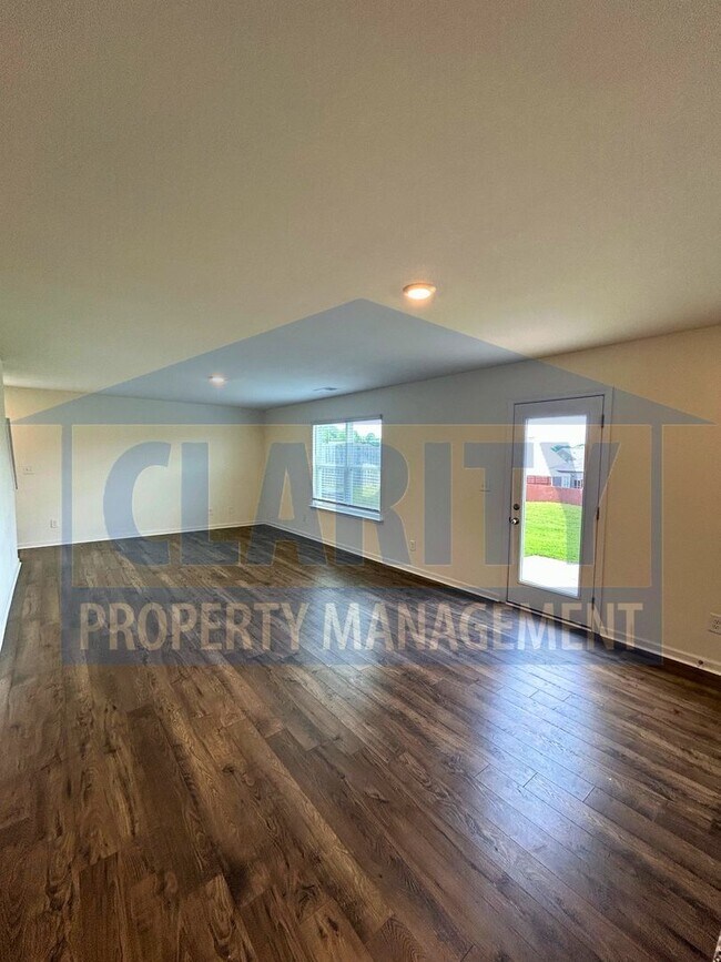 Building Photo - 1471 Housley Dr